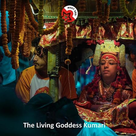 Oyo 145 Sirahali Khusbu Hotel &Lodge Katmandu Eksteriør billede