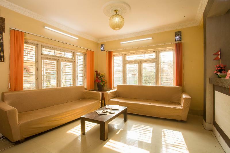 Oyo 145 Sirahali Khusbu Hotel &Lodge Katmandu Eksteriør billede